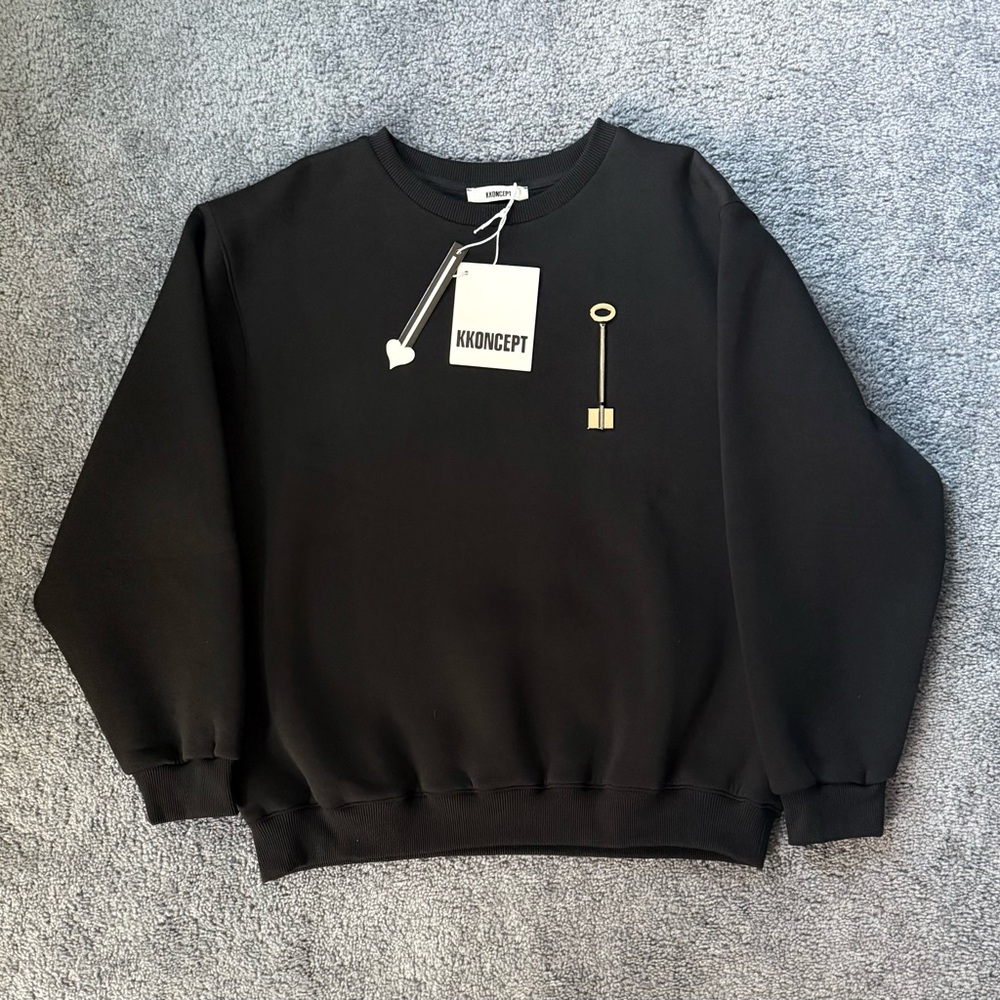 NEW - Black Oversized Key Sweatshirt By KKONCEPT - Size M